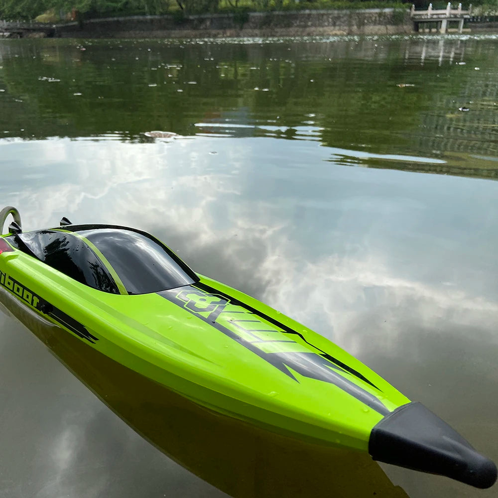 22.8Inches UDI R/C UDI018 Large RC Speed Boat 2.4G 4WD  40-45km/h Remote Control Brushless Watercraft for Hobby Adult